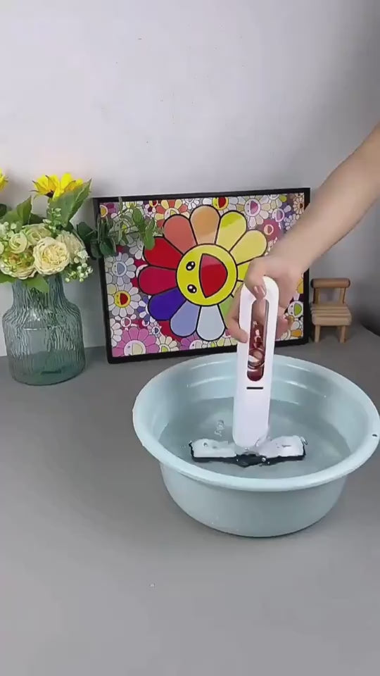 Hands-Free Self-Squeeze Mop